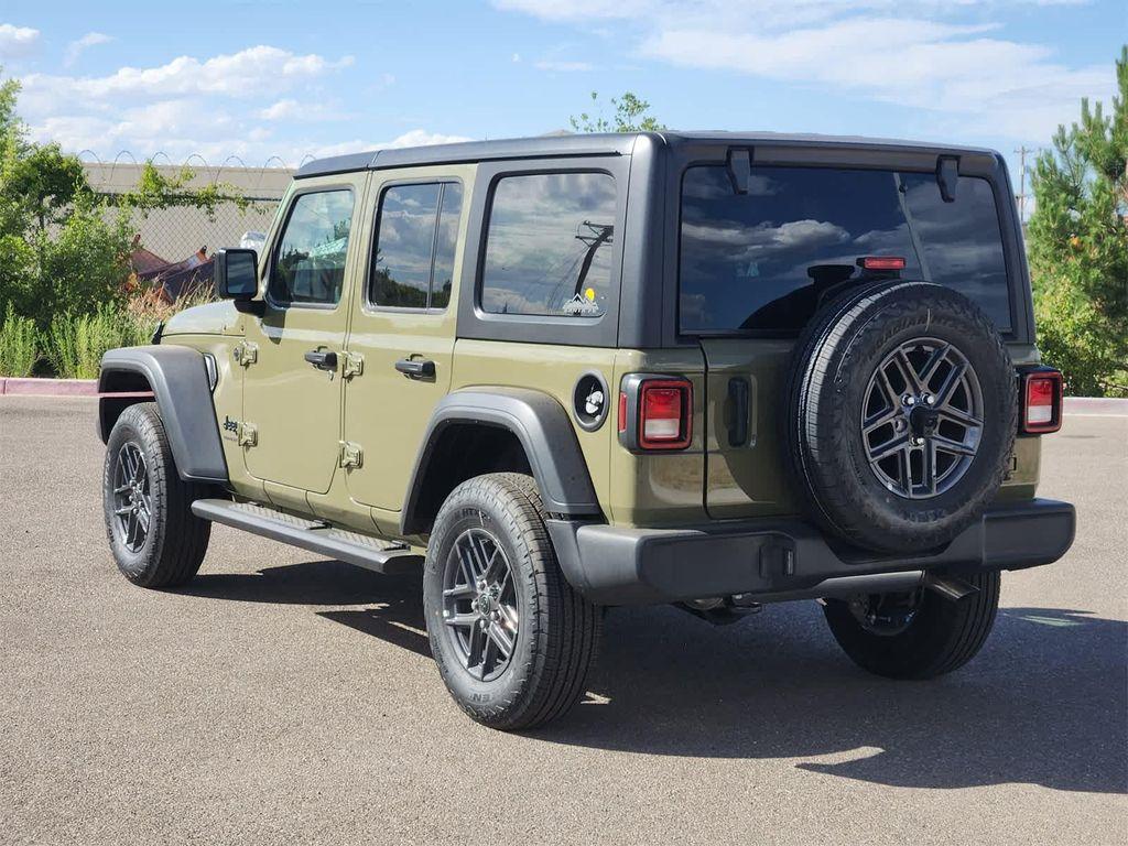 new 2025 Jeep Wrangler car, priced at $40,561