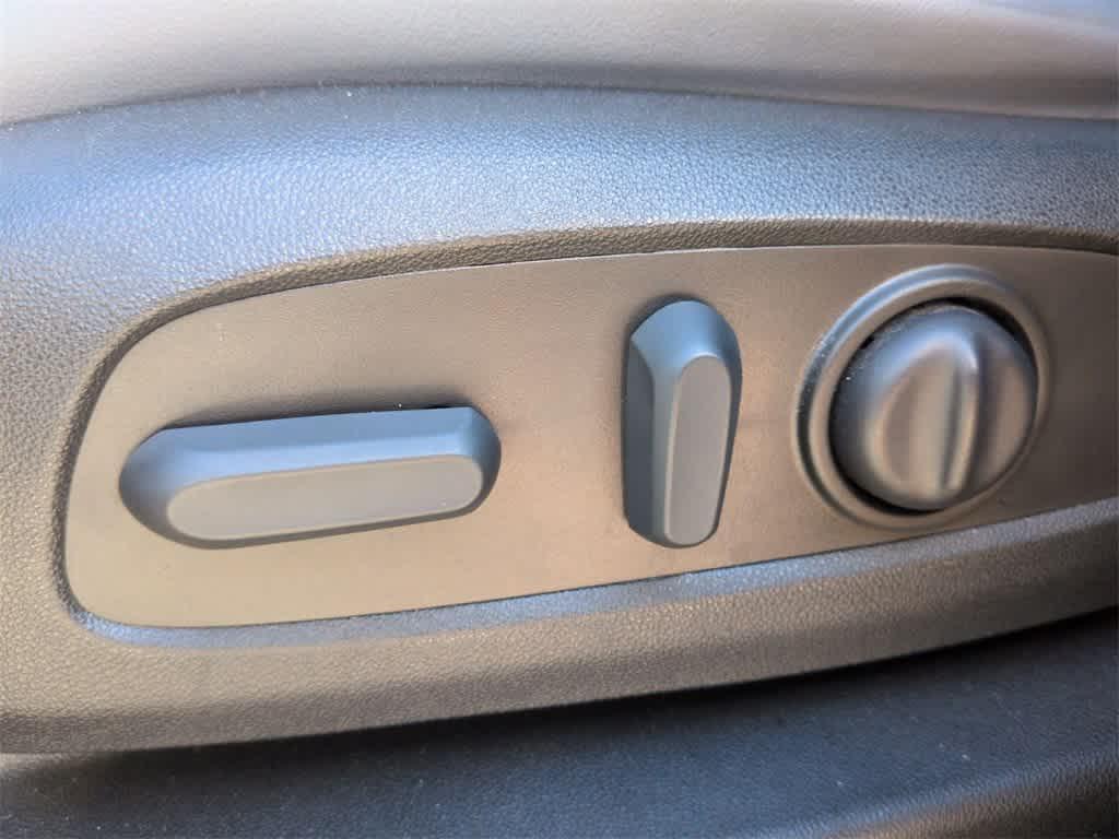 used 2023 Buick Enclave car, priced at $29,108
