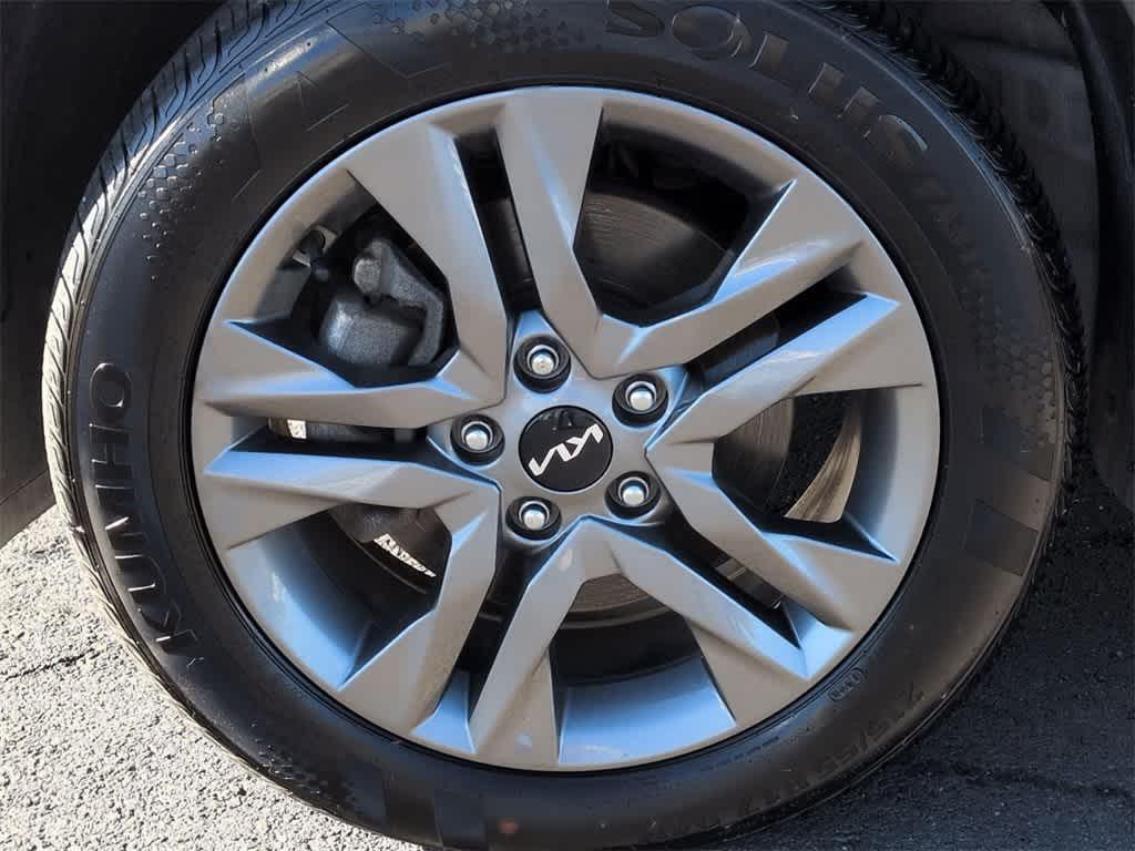 used 2023 Kia Seltos car, priced at $22,857