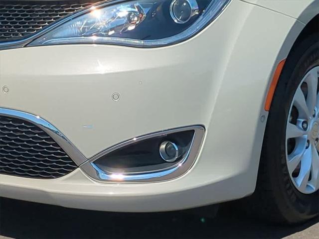 used 2019 Chrysler Pacifica car, priced at $15,804