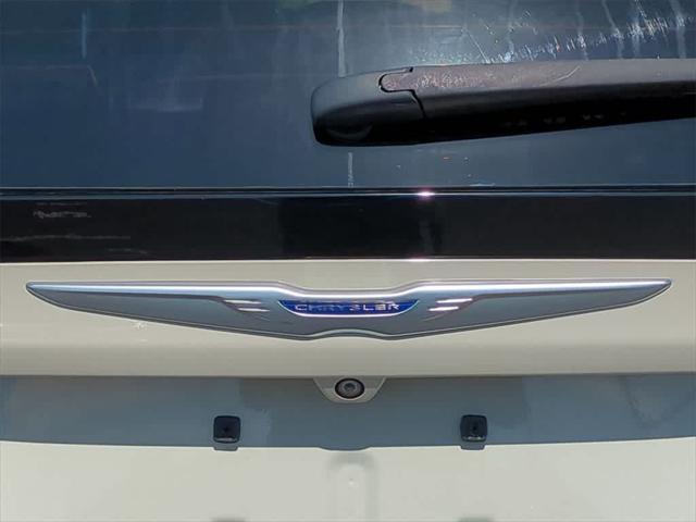 used 2019 Chrysler Pacifica car, priced at $15,804