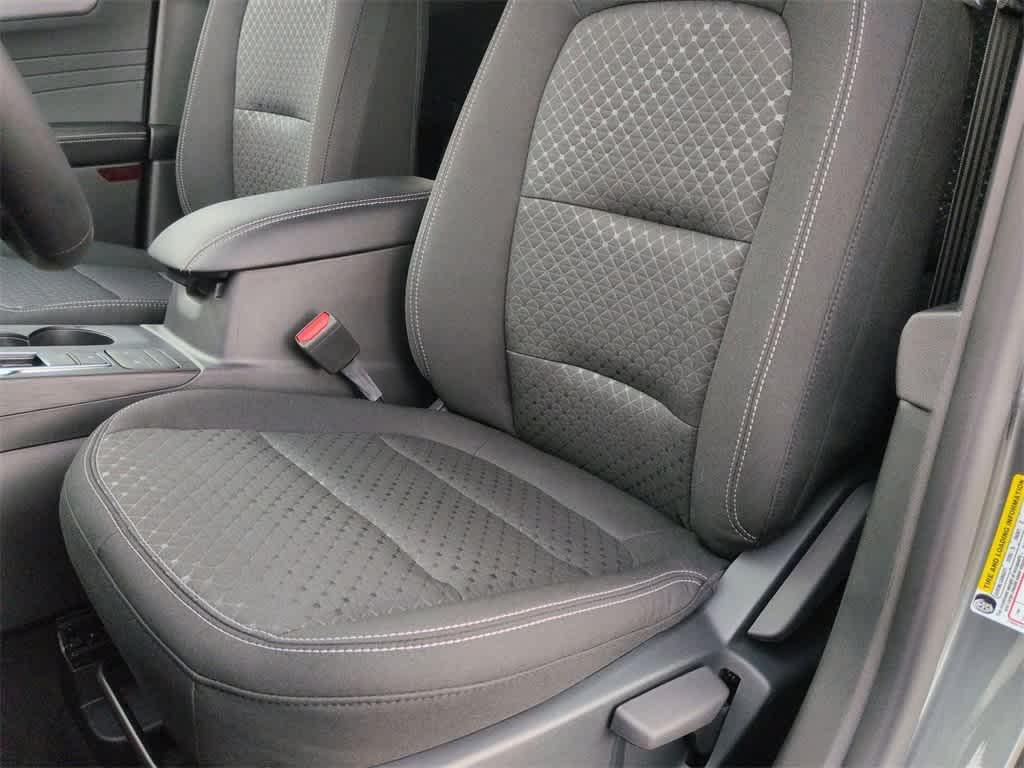 new 2025 Ford Escape car, priced at $33,057