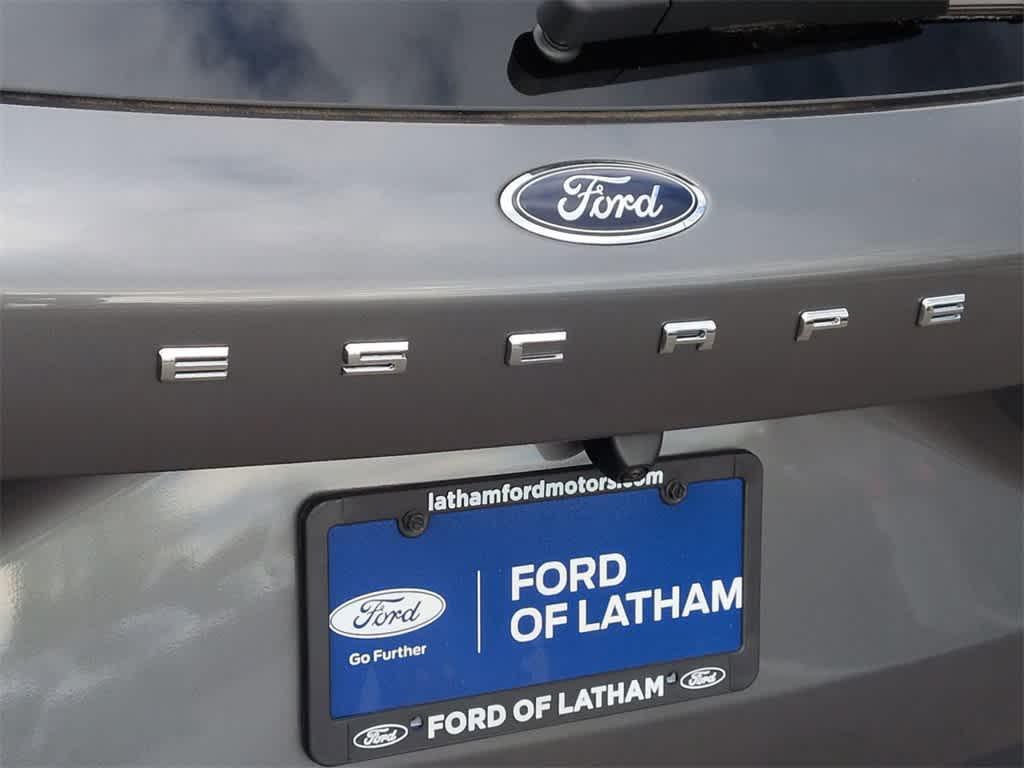 new 2025 Ford Escape car, priced at $33,057