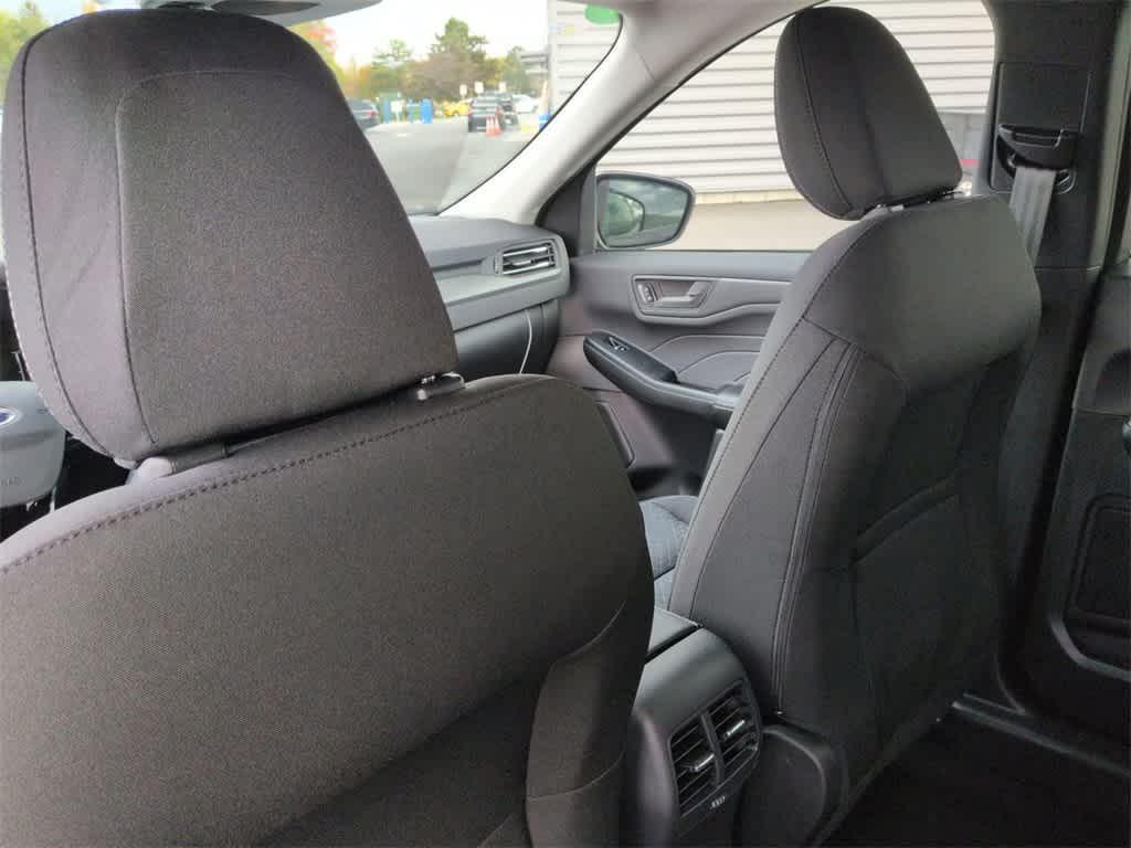 new 2025 Ford Escape car, priced at $33,057