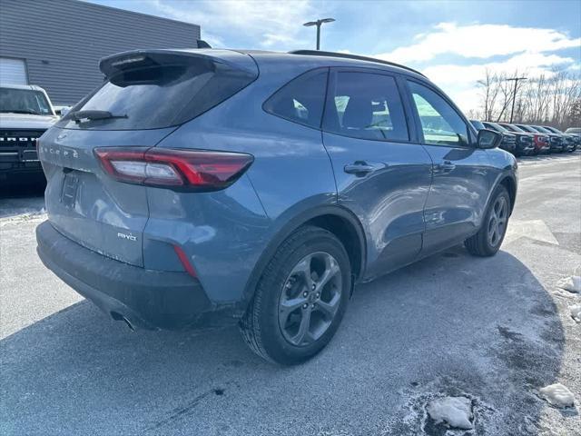 used 2025 Ford Escape car, priced at $32,700