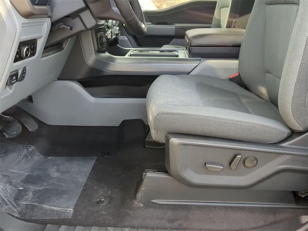new 2025 Ford F-150 car, priced at $61,637