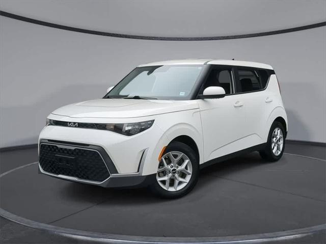 used 2023 Kia Soul car, priced at $16,800