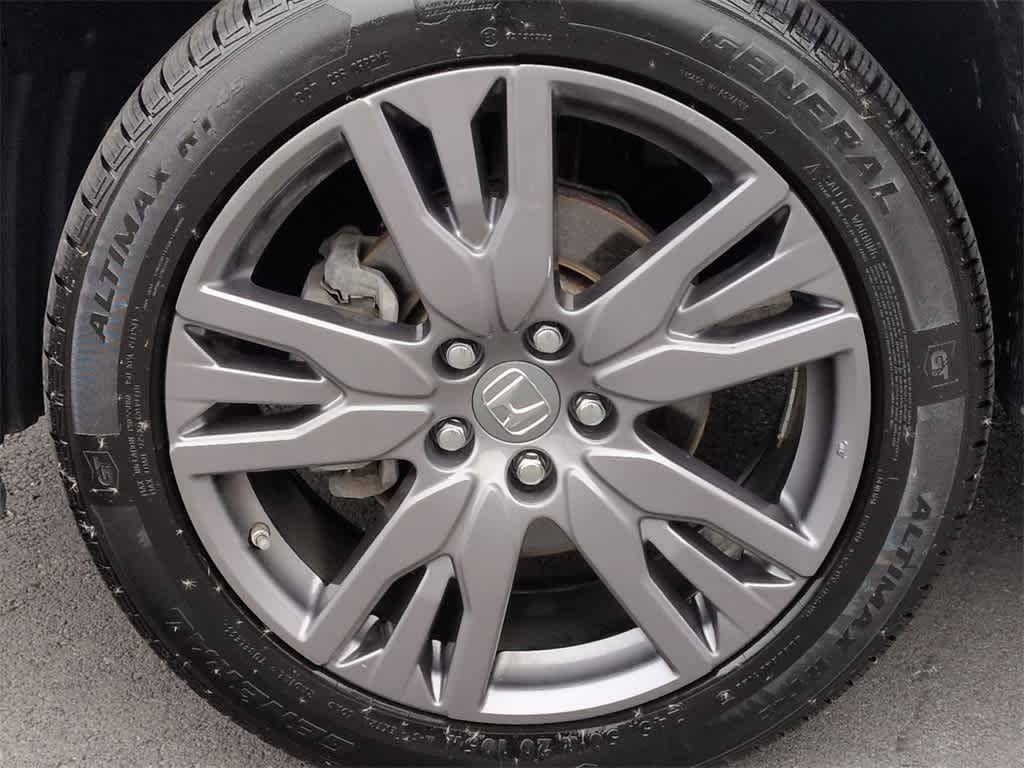 used 2021 Honda Passport car, priced at $27,129