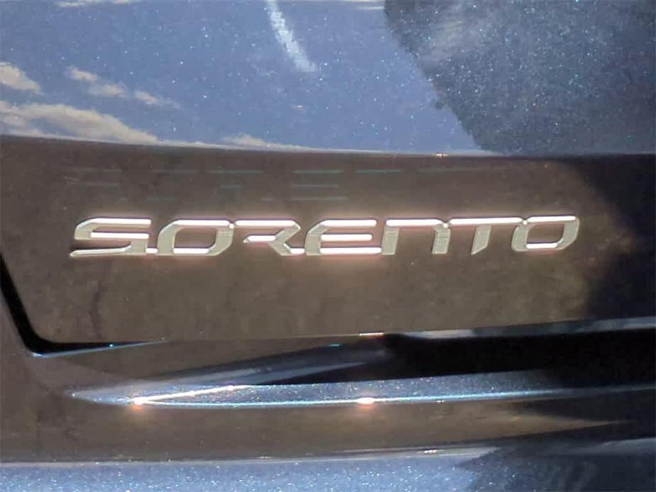 used 2023 Kia Sorento Plug-In Hybrid car, priced at $42,500