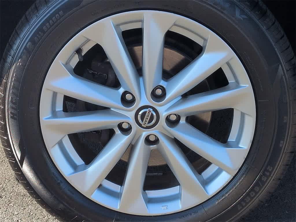 used 2019 Nissan Rogue Sport car, priced at $13,989