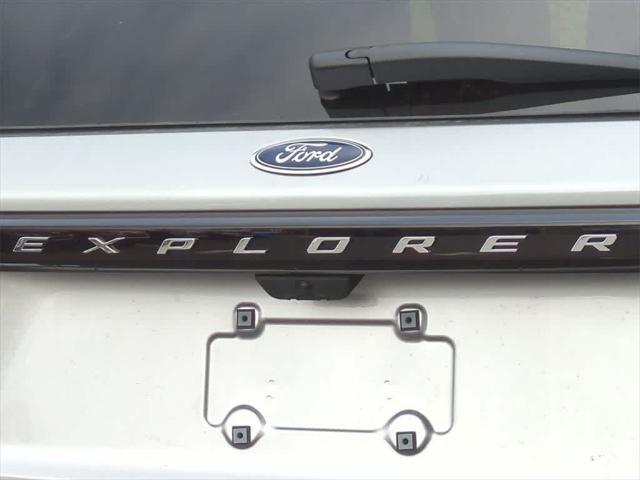 new 2025 Ford Explorer car, priced at $48,305