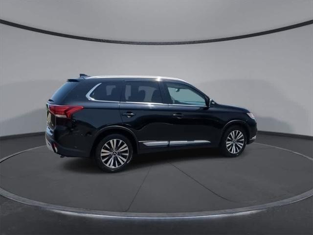 used 2020 Mitsubishi Outlander car, priced at $12,890