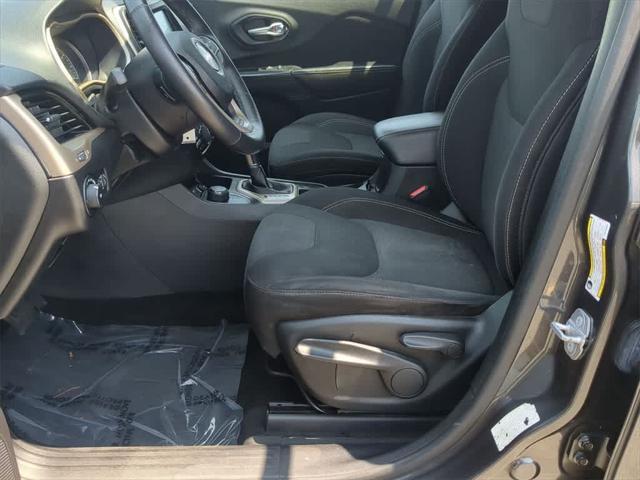 used 2015 Jeep Cherokee car, priced at $11,539