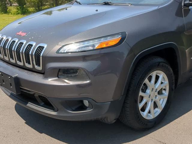 used 2015 Jeep Cherokee car, priced at $11,539