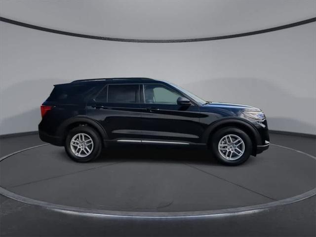 used 2025 Ford Explorer car, priced at $39,985