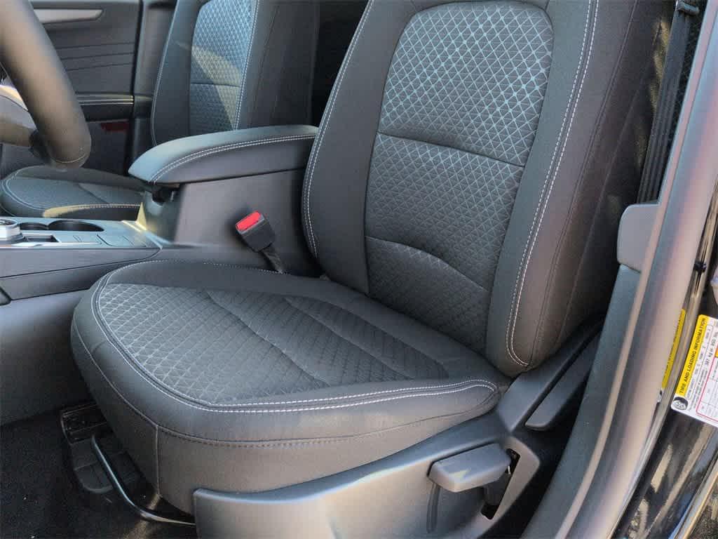 new 2025 Ford Escape car, priced at $31,205