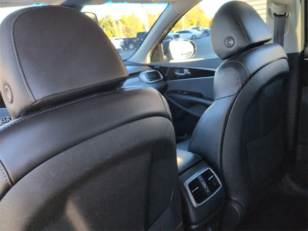 used 2019 Kia Sorento car, priced at $17,697