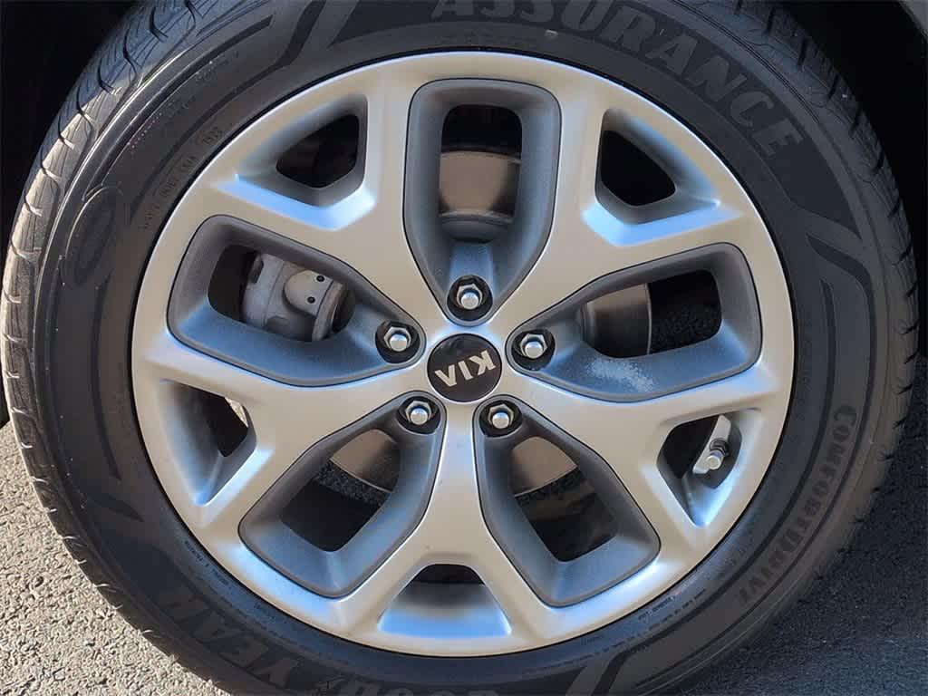 used 2019 Kia Sorento car, priced at $17,697