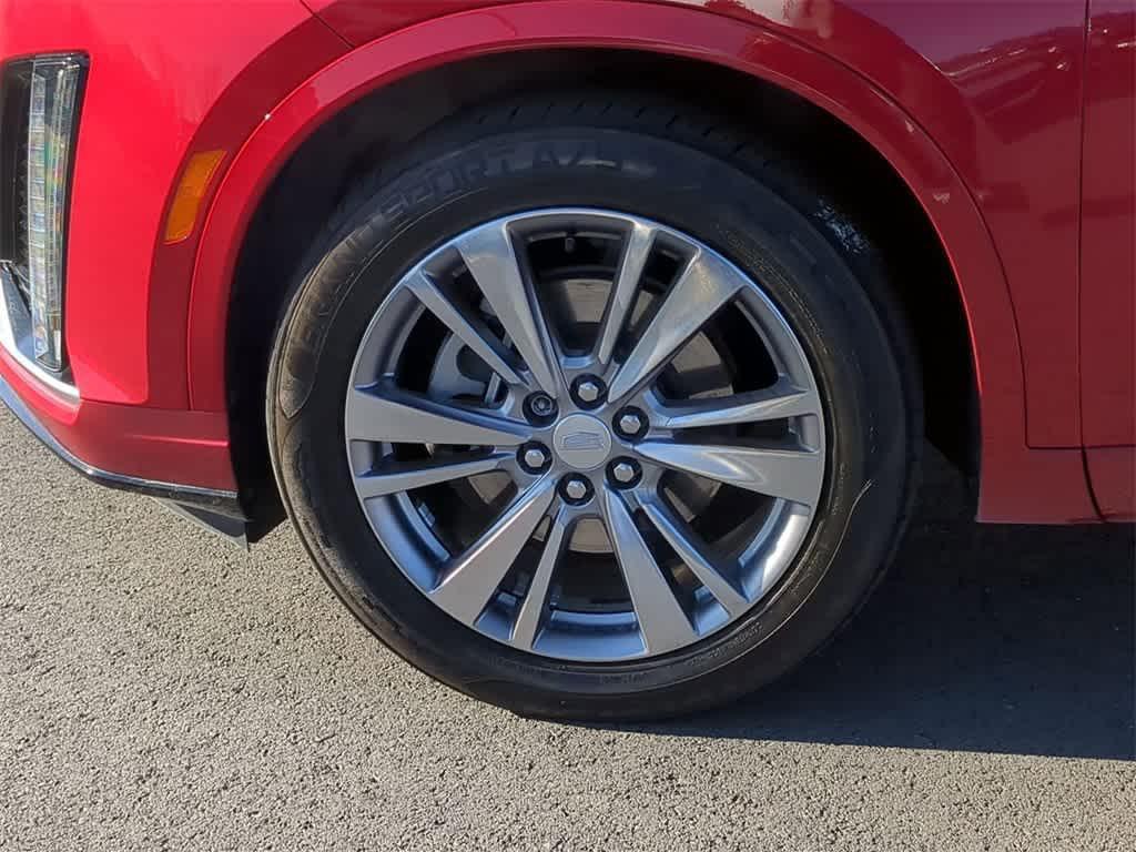 used 2020 Cadillac XT6 car, priced at $27,776