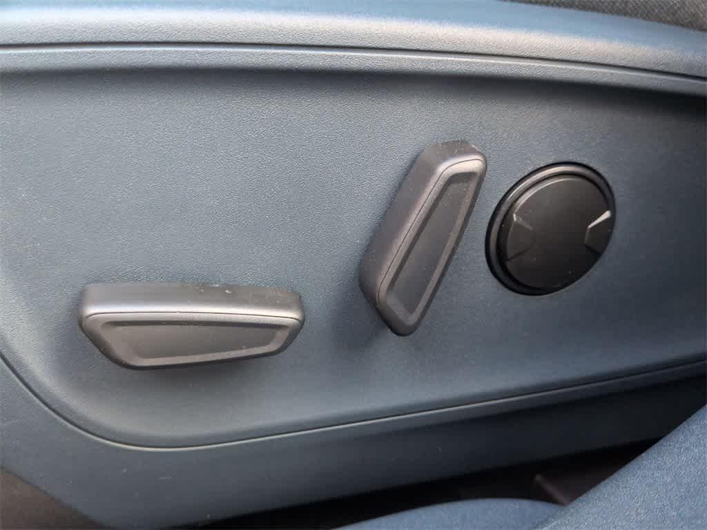 new 2025 Ford Maverick car, priced at $37,116