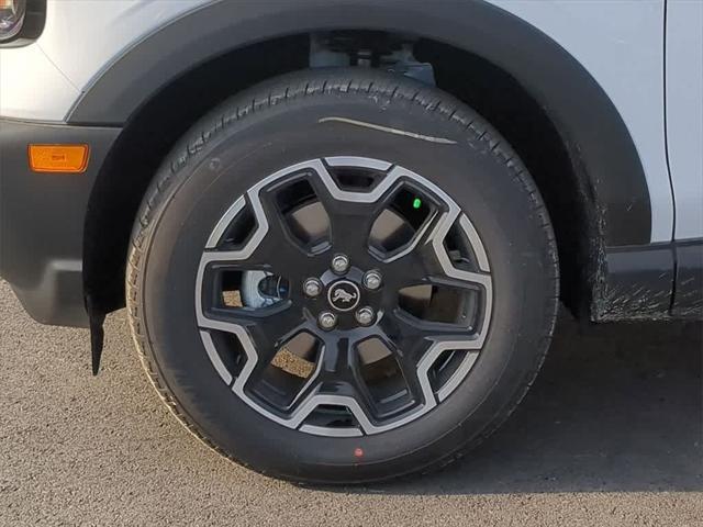 new 2025 Ford Bronco Sport car, priced at $34,996