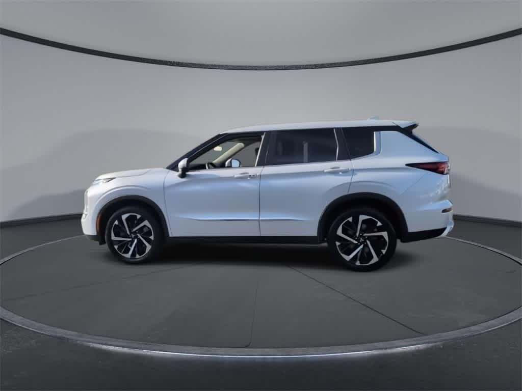 used 2023 Mitsubishi Outlander car, priced at $18,433