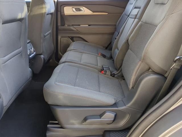new 2025 Ford Explorer car, priced at $40,434