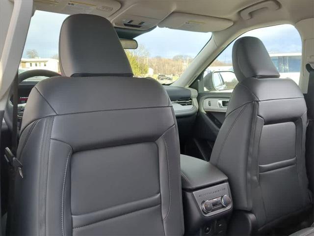 new 2025 Ford Explorer car, priced at $45,294