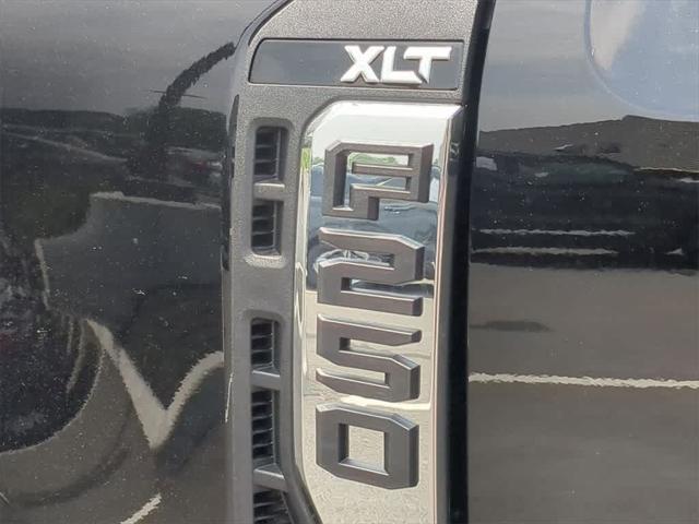 new 2025 Ford F-250 car, priced at $59,999