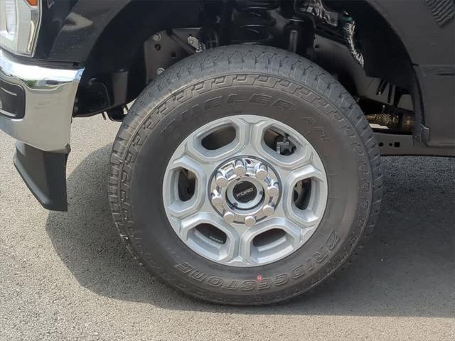 new 2025 Ford F-250 car, priced at $59,999