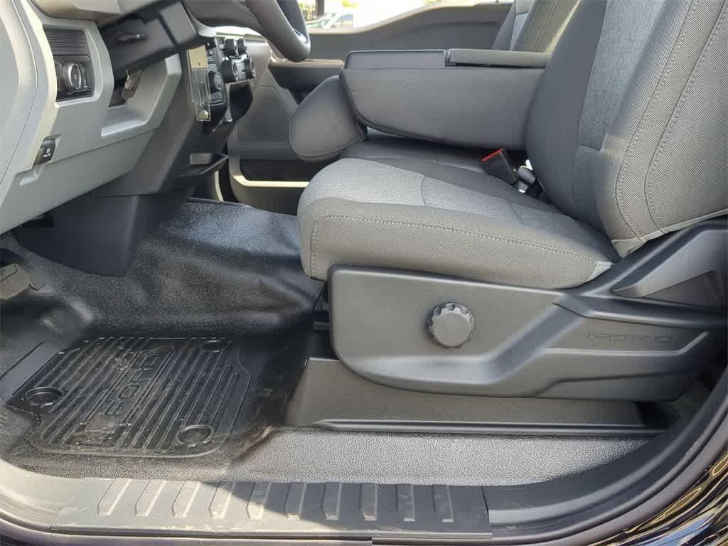 new 2025 Ford F-350 car, priced at $52,695
