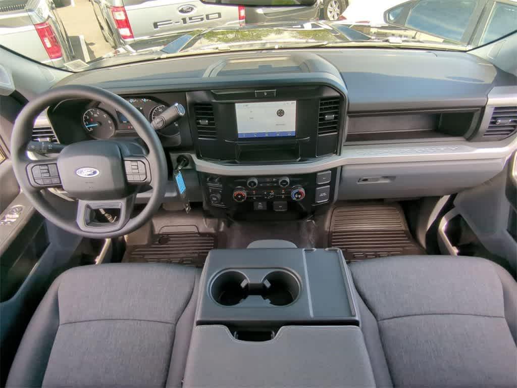 new 2025 Ford F-350 car, priced at $52,695