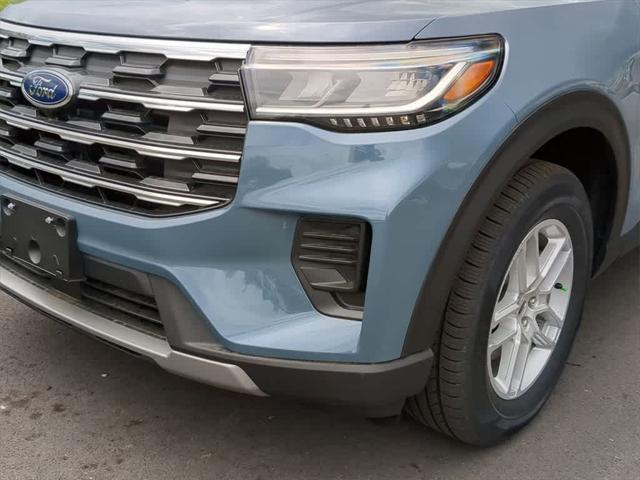 new 2025 Ford Explorer car, priced at $41,060