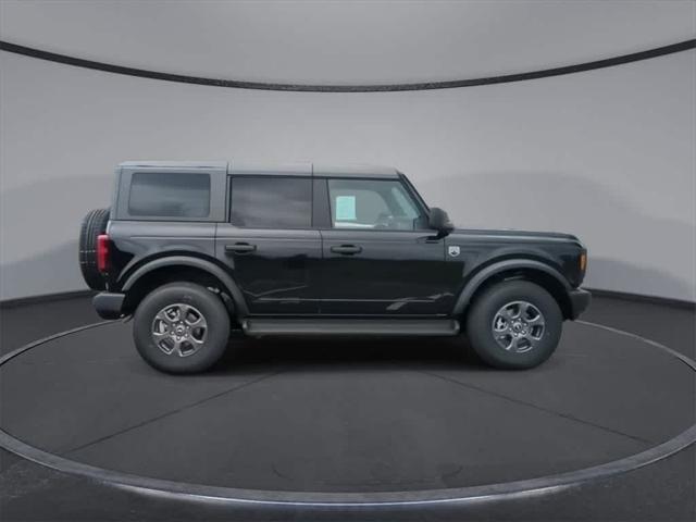 new 2025 Ford Bronco car, priced at $44,905