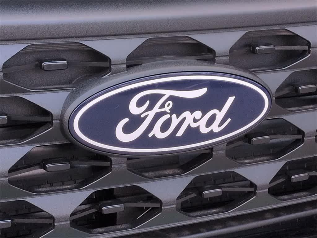 new 2025 Ford Maverick car, priced at $32,253