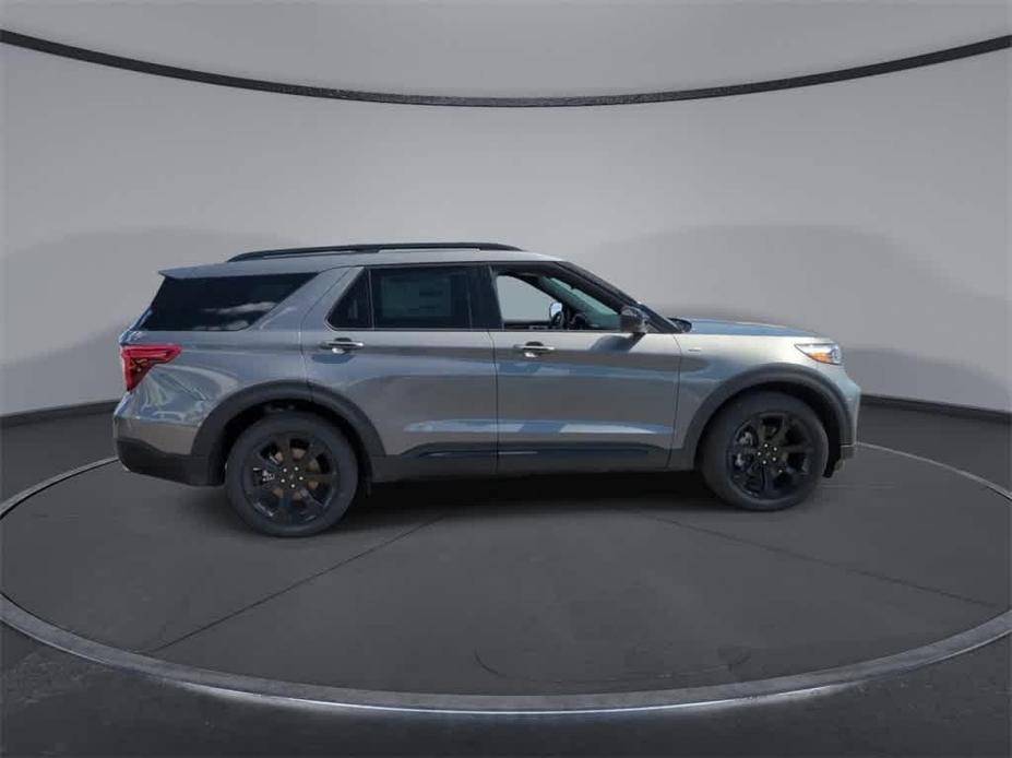 new 2024 Ford Explorer car, priced at $47,743
