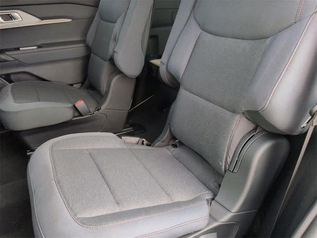 new 2025 Ford Explorer car, priced at $44,111