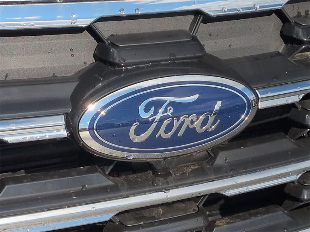 new 2025 Ford Explorer car, priced at $44,111