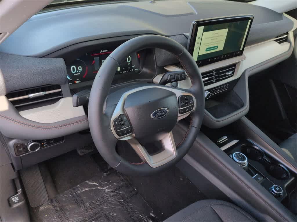 new 2025 Ford Explorer car, priced at $44,111