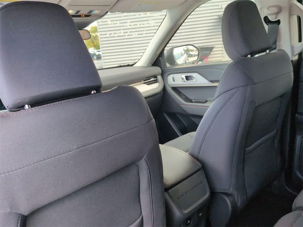 new 2025 Ford Explorer car, priced at $43,912