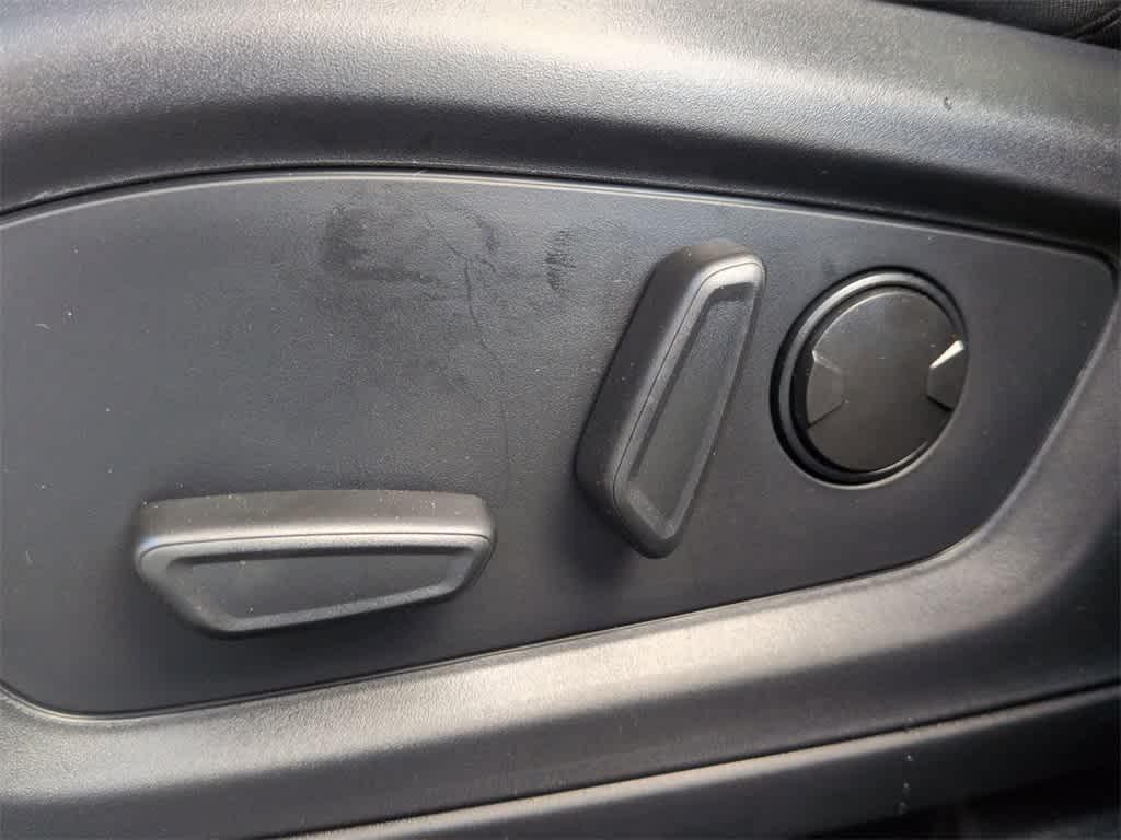 used 2019 Jeep Cherokee car, priced at $16,560