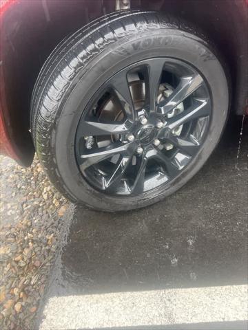 used 2022 Jeep Grand Cherokee car, priced at $27,524