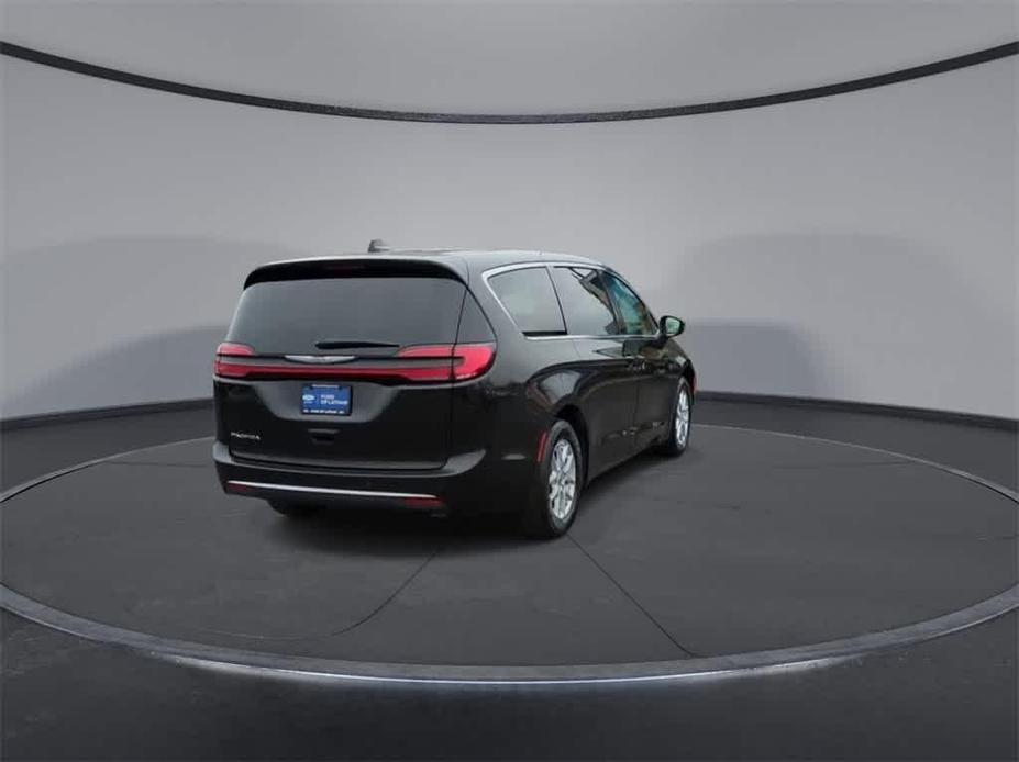 used 2023 Chrysler Pacifica car, priced at $27,700