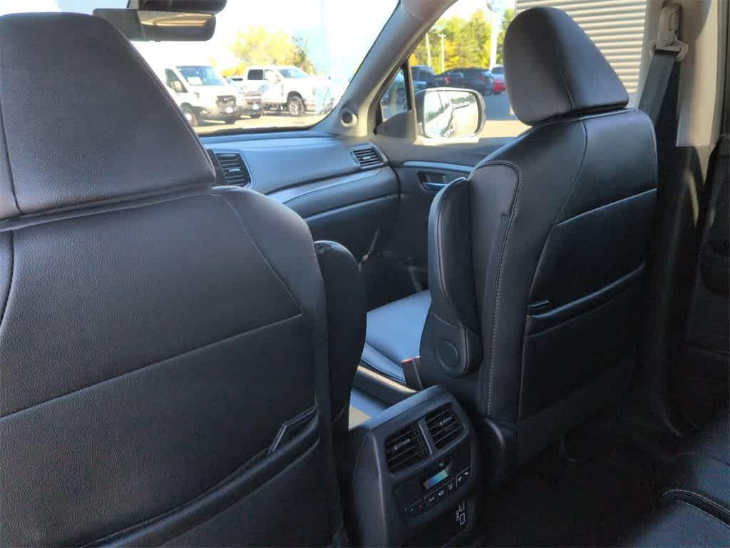 used 2020 Honda Pilot car, priced at $20,437