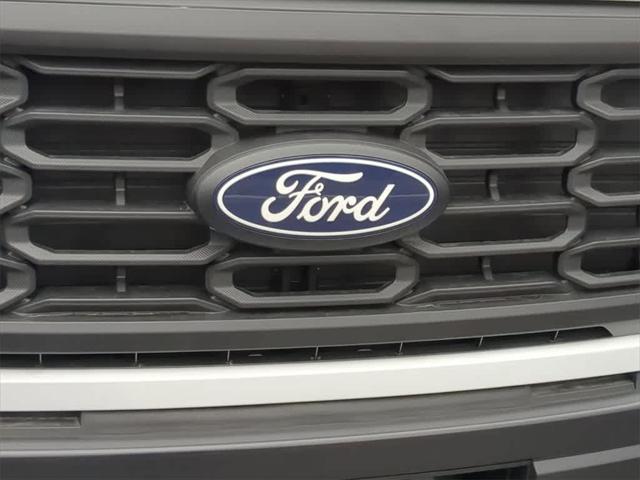 new 2025 Ford F-150 car, priced at $49,581