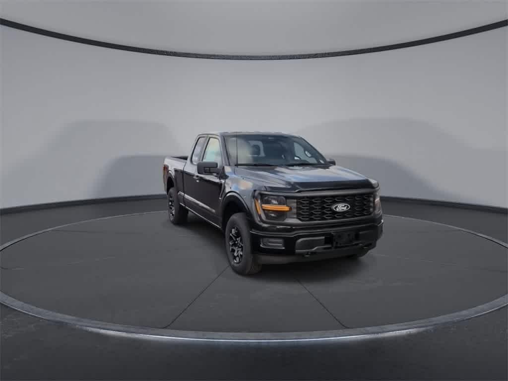 new 2025 Ford F-150 car, priced at $46,572