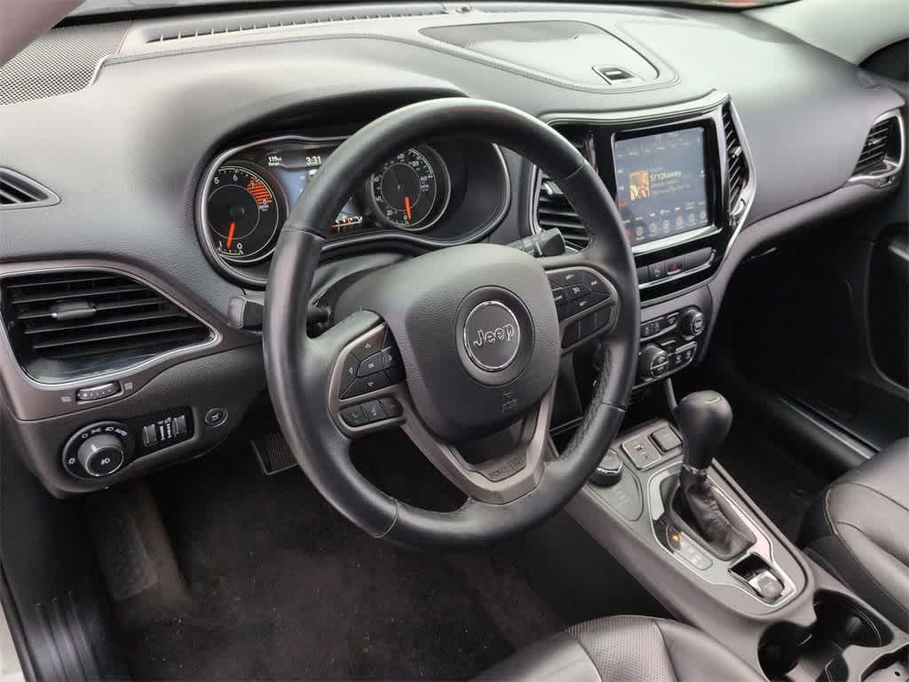 used 2019 Jeep Cherokee car, priced at $18,431