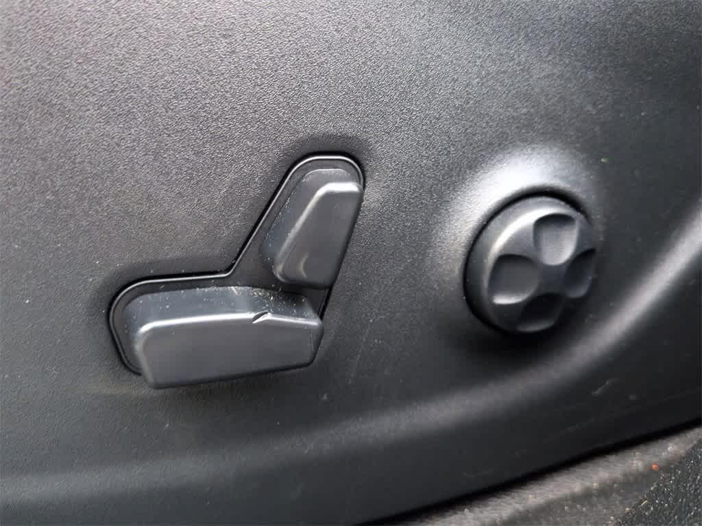 used 2019 Jeep Cherokee car, priced at $18,431