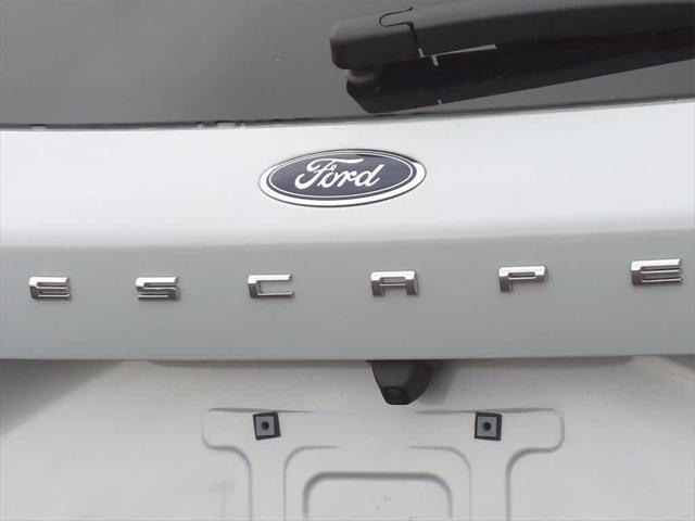 used 2025 Ford Escape car, priced at $28,076