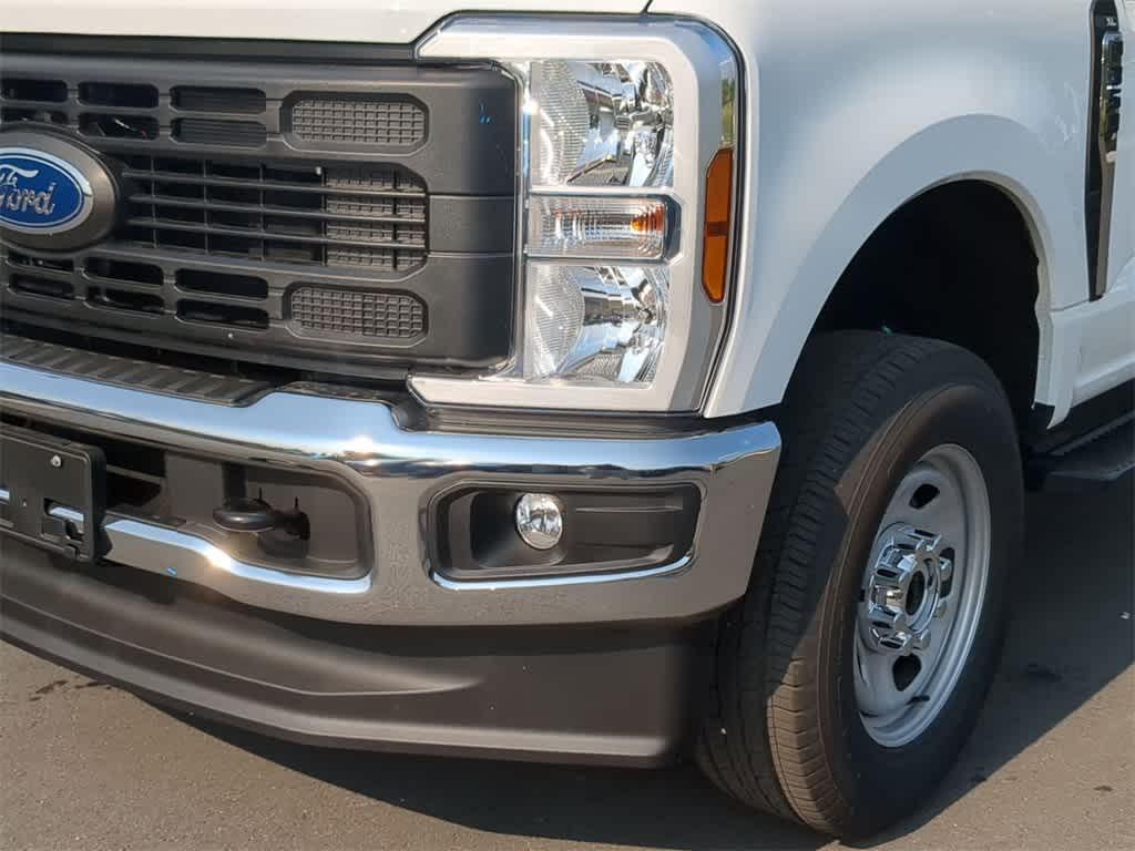 new 2025 Ford F-350 car, priced at $51,665